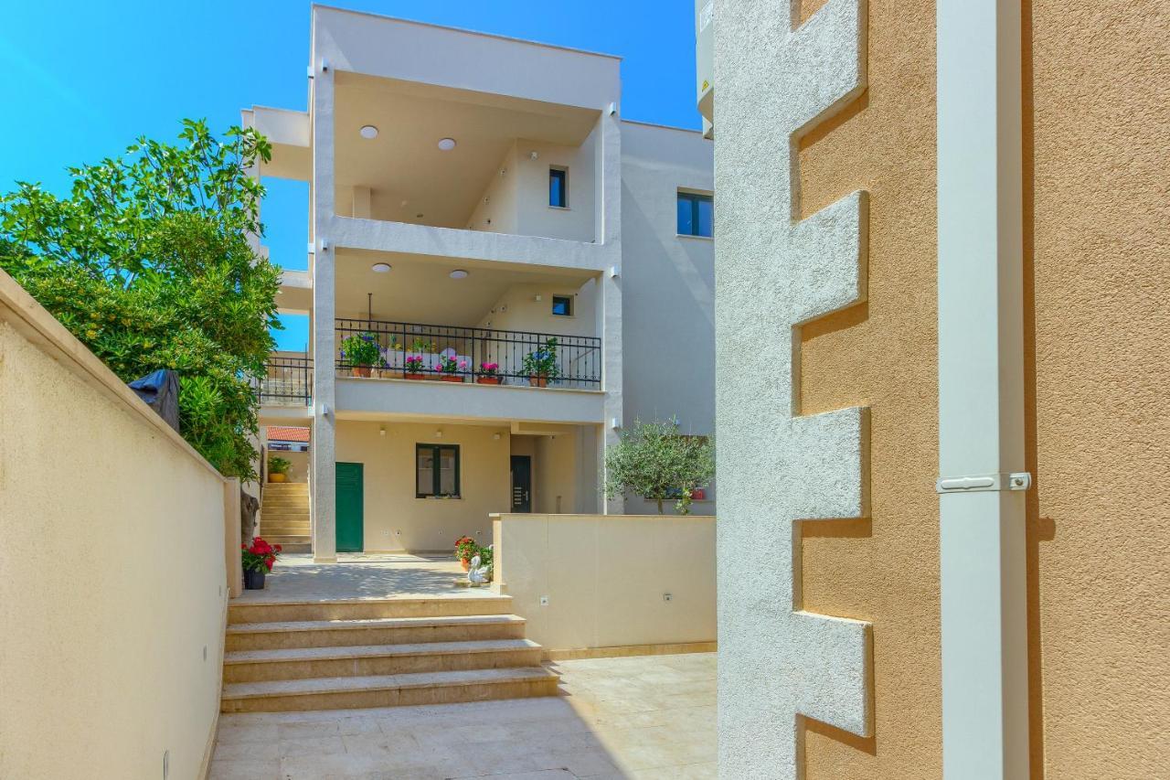 Villa" Arijana 2" Slatine Exterior photo
