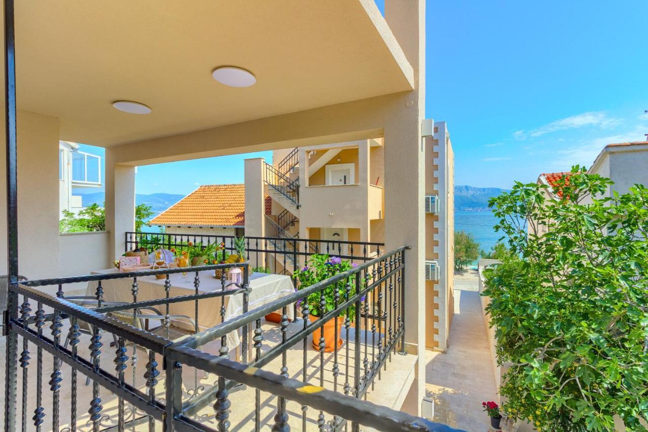 Villa" Arijana 2" Slatine Exterior photo